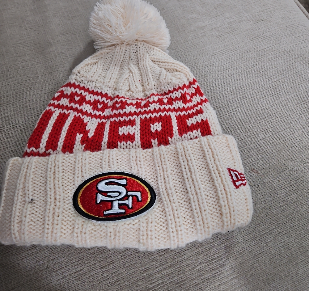New Era 49ers Cream and Red Beanie